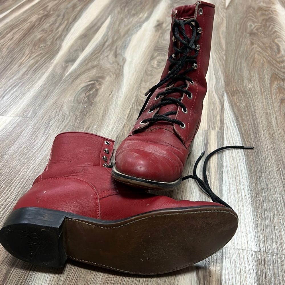 Women's Vintage Red Lace-Up Boots